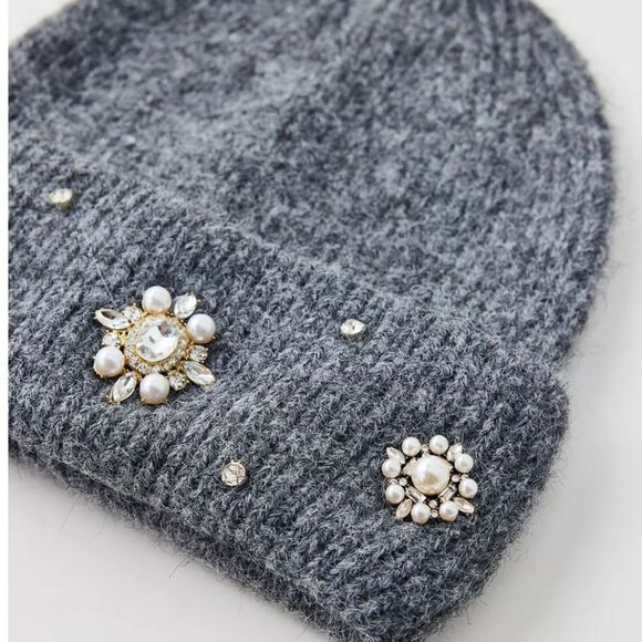 Urban Outfitters Pearl & Rhinestone Deco Cuff Beanie main image 4
